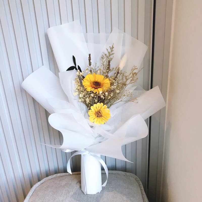 毕业花束-向日葵大型永生花束。永生花束。向日葵花束。生日花束 - 干燥花/捧花 - 植物．花 