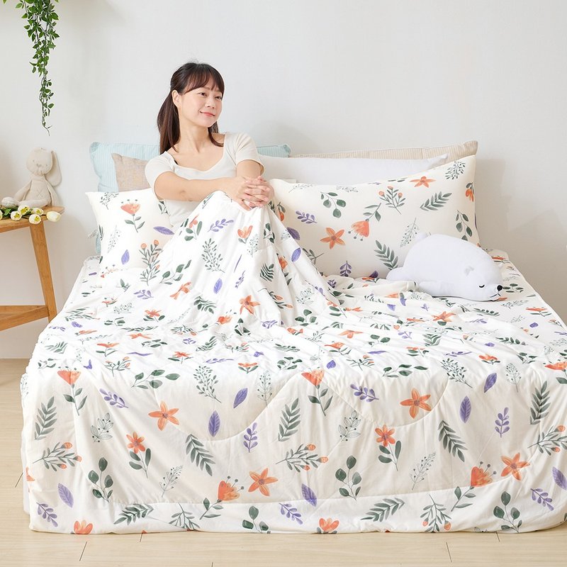 凉被 / Cool-Fi科技凉感 / Huggy 冰丝凉感被 / 森之花卉 台湾制 - 被子/毛毯 - 其他材质 白色