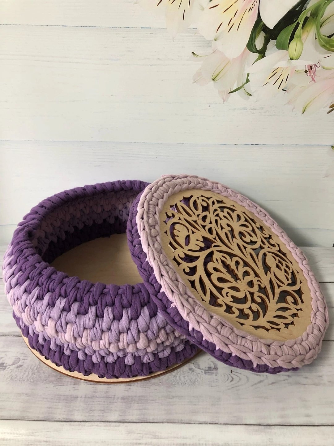 Eco-friendly Storage Basket,Round  Basket, Basket with wooden bottom and li - 收纳用品 - 棉．麻 多色