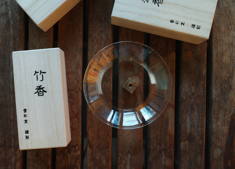 日本香彩堂 - 方块黄铜 + 玻璃香皿组 线香座/线香盘 - 蜡烛/烛台 - 玻璃 透明