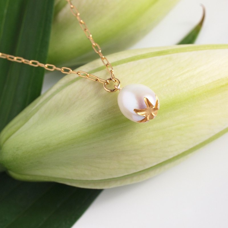 日本制造 含苞珍珠手链 ‐缀有雕刻与金箔的珍珠珠宝‐ 可订制尺寸 犒赏自己 礼物 - 手链/手环 - 珍珠 白色