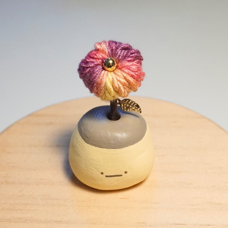 【布丁系列】石头×线团花 小摆设 | 小花器 | 线香座 - 摆饰 - 粘土 多色