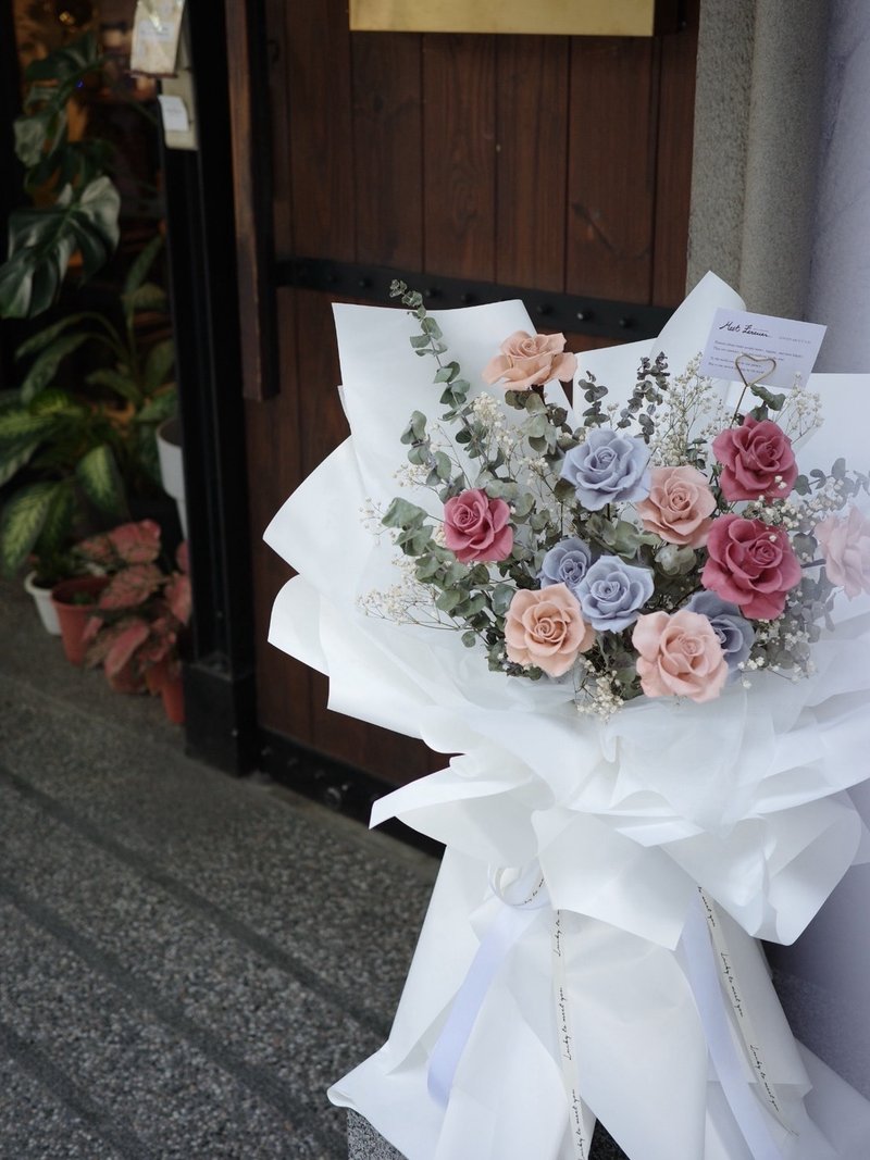 【遇见恒久】十二分的喜欢永生玫瑰花束 限门市自取 - 干燥花/捧花 - 植物．花 