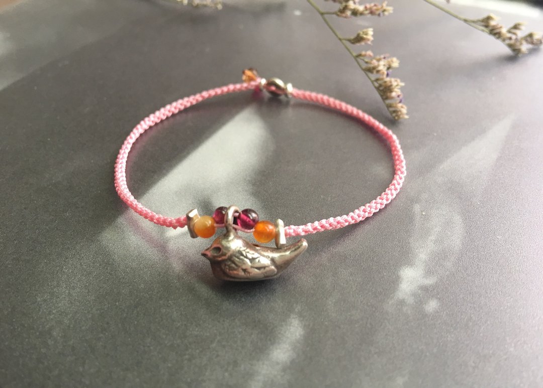Ops Bird Silver Dainty Gemstone lucky bracelet- 石榴石/玉髓/碧玺/红宝/鸟/细致/手链/幸运/纯银/绳编/限定 - 项链 - 宝石 粉红色