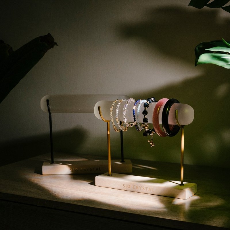 【矿藏】透石膏水晶手链收纳架 - 收纳用品 - 其他材质 白色