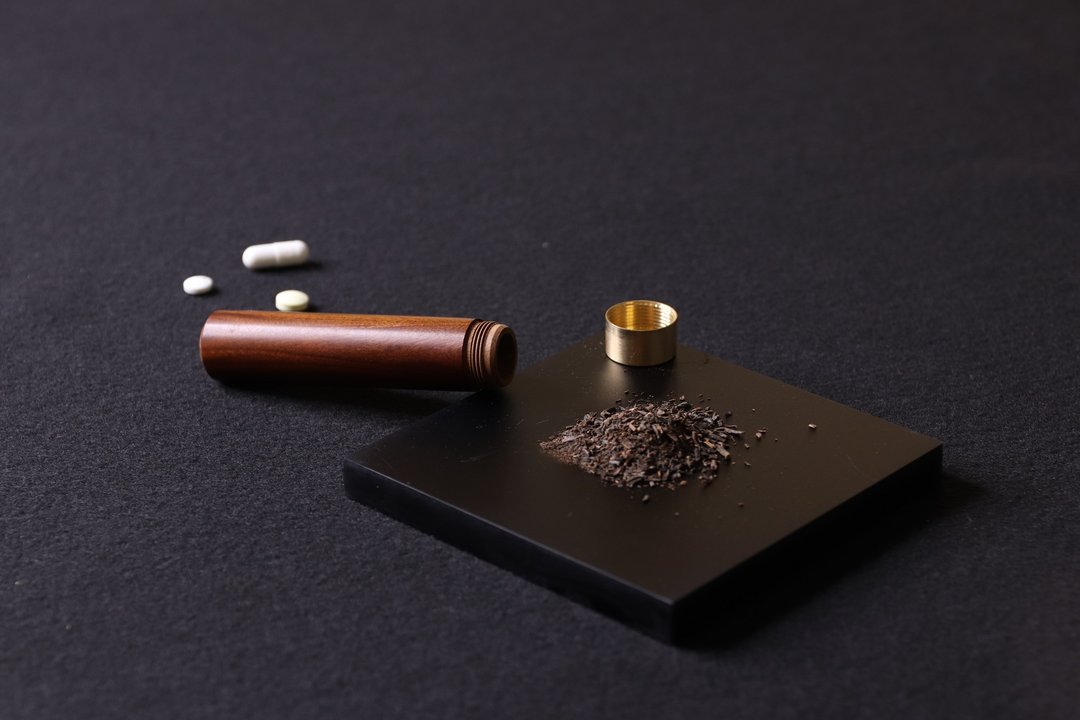 实木随身储物管 手工质感 收纳 x 招财 x 新年送礼首选 - 储蓄罐 - 木头 咖啡色