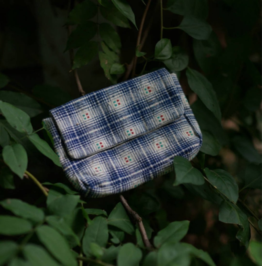 彩色提花 老和服布雜物包 手织布土布护照证件悠遊卡包 零钱包 - 零钱包 - 棉 白色