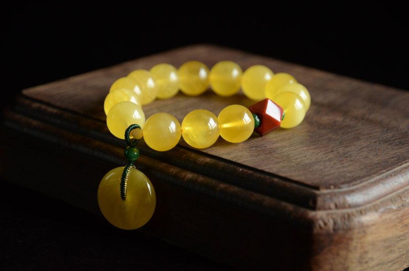 【蜜诉】Amber 天然琥珀金绞蜜古典寓意手串 - 手链/手环 - 宝石 黄色