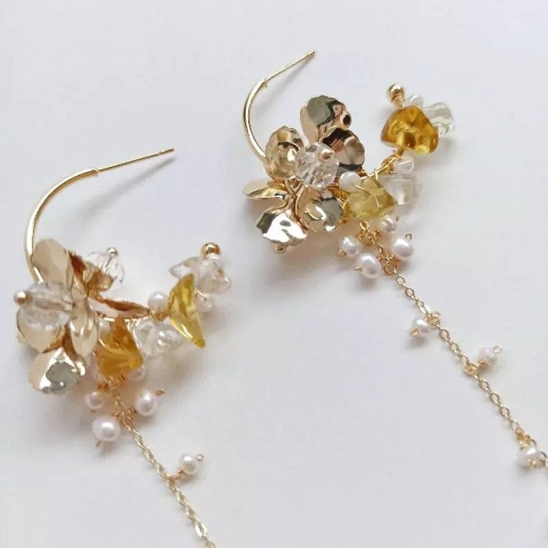1KM金色曙光•双色水晶花漾耳环 - 耳环/耳夹 - 水晶 