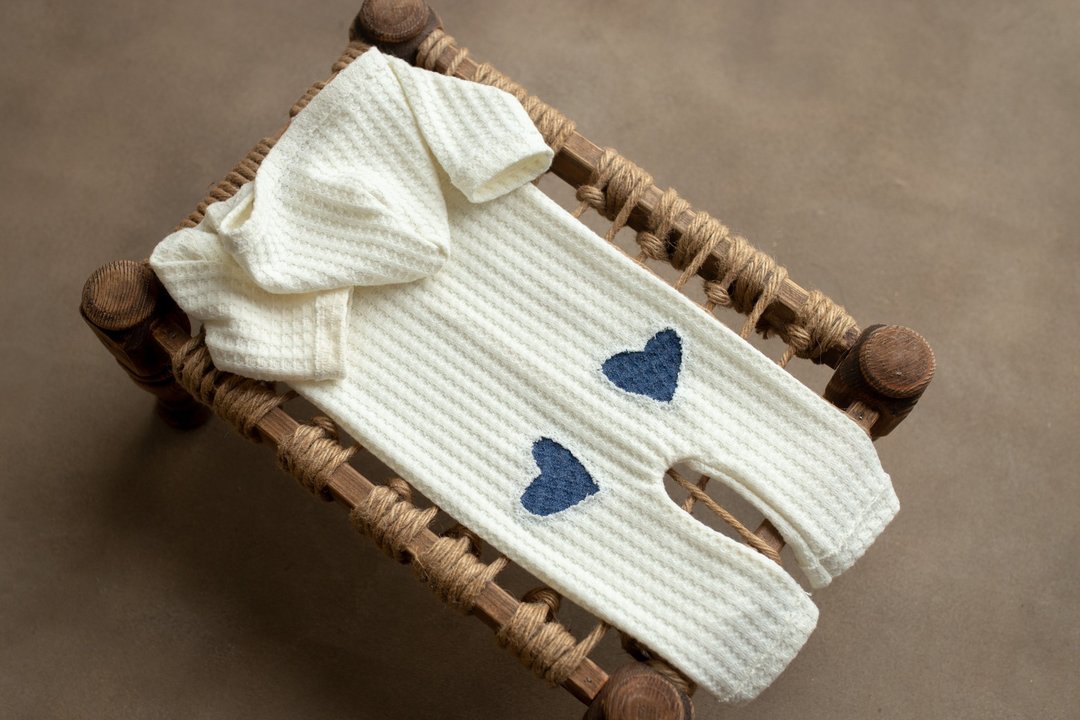 Newborn boy romper, cropped sleeved romper for newborn boys, newborn photo prop - 婴儿饰品 - 其他金属 