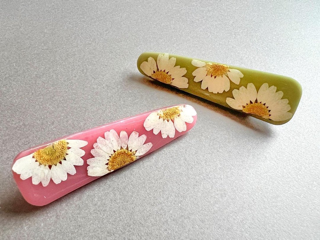 yours accessories 手工真花发夹 小雏菊 干燥花 - 发饰 - 树脂 