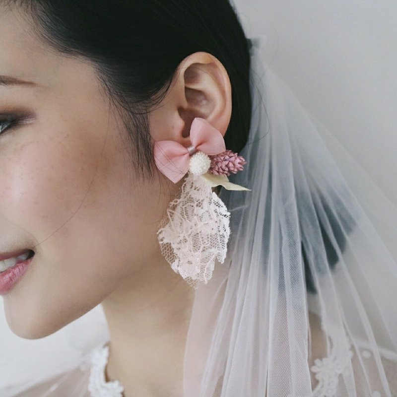 | 未婚妻 | 干燥花 植物耳环 复合式耳环 耳针式 (两种配戴方式) - 耳环/耳夹 - 植物．花 白色