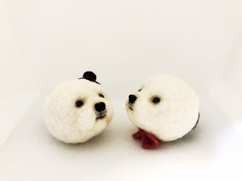 羊毛毡花枝丸比熊犬/别针 - 胸针 - 羊毛 白色