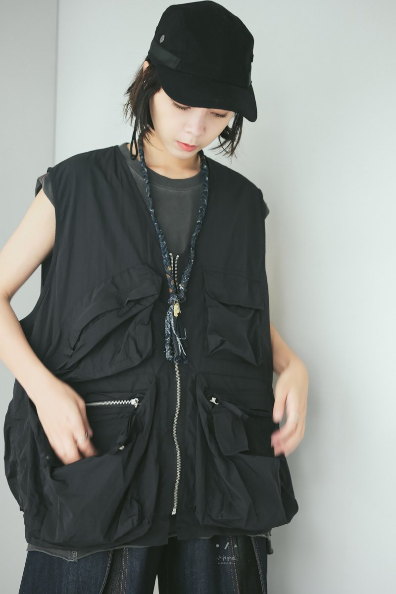 五吿多口袋轻量工装背心 - 2色 - 五告黑 - 女装背心 - 棉．麻 黑色