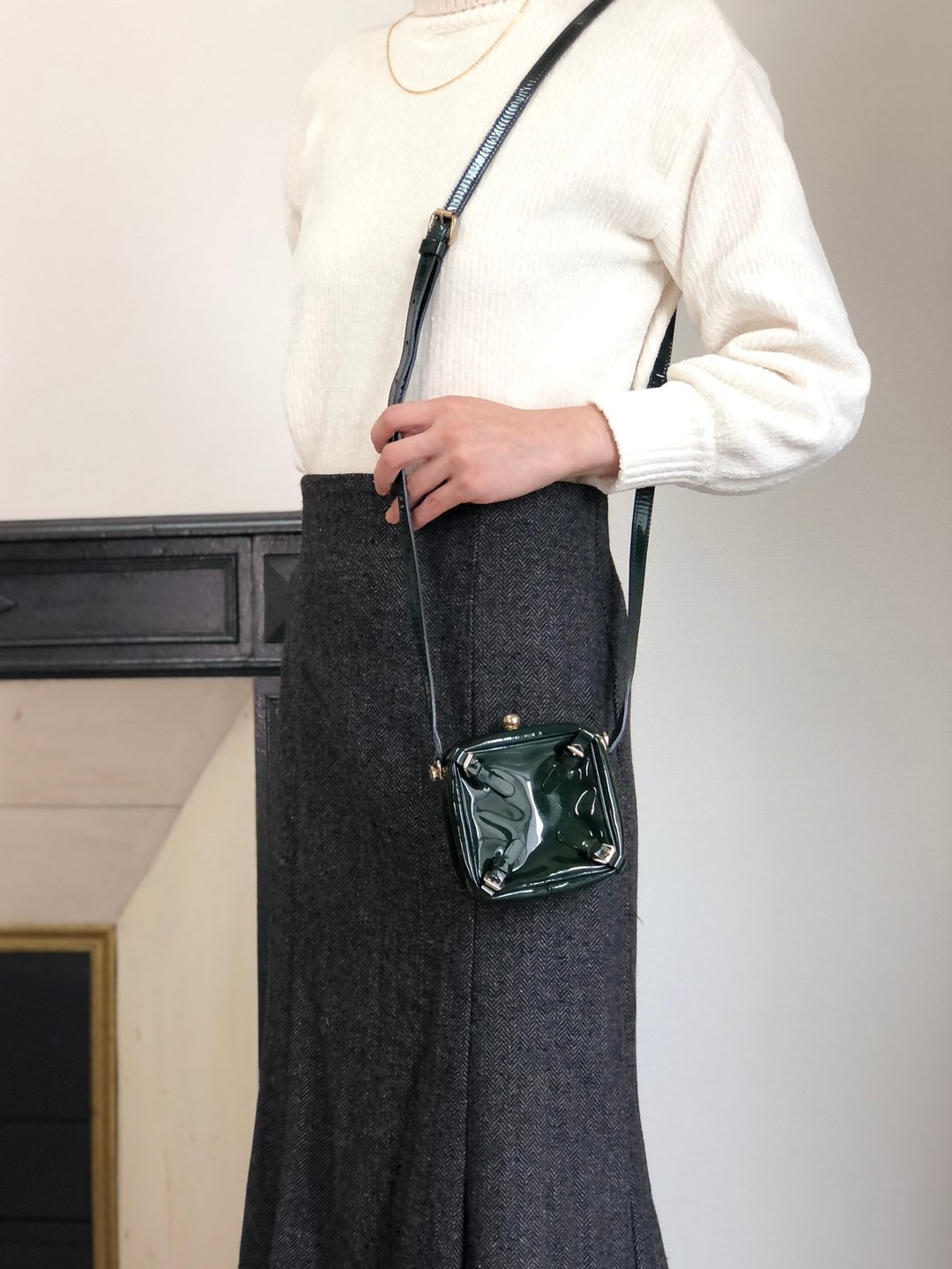【日本直送 名牌中古包】CELINE 赛琳 绿色漆皮皮革 迷你包 复古零钱包 vintage 经典 jye34i - 侧背包/斜挎包 - 真皮 绿色
