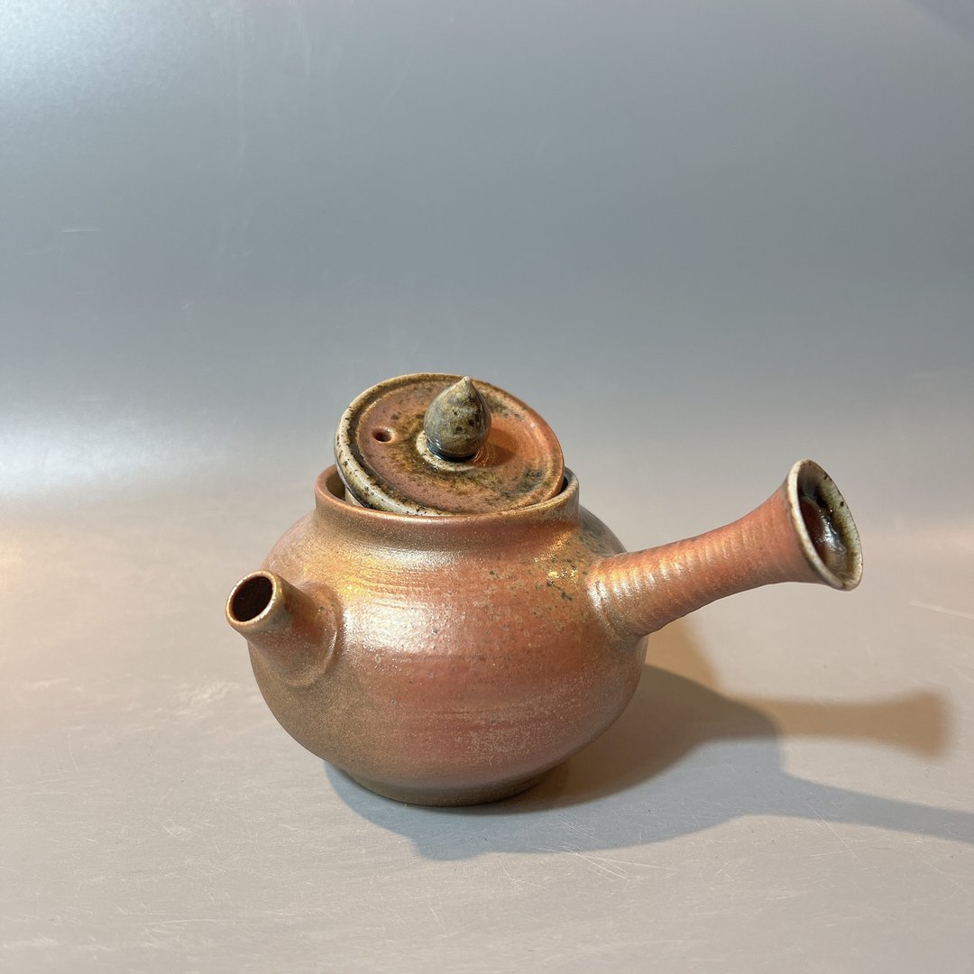 柴烧重落灰侧把茶壶 / 小平凡手作 - 茶具/茶杯 - 陶 