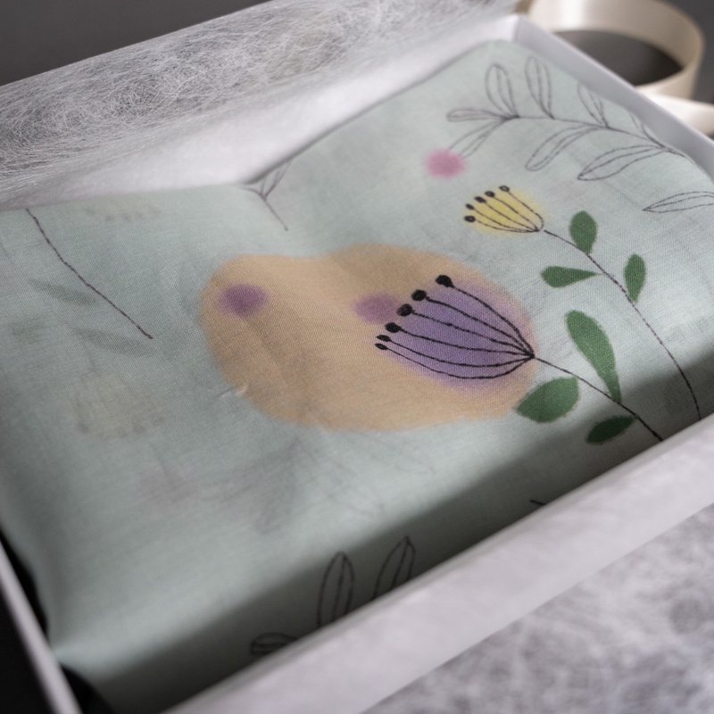 VIVI Chou - 清新花语花朵插画长条丝巾 - 蓝绿色 - 丝巾 - 棉．麻 