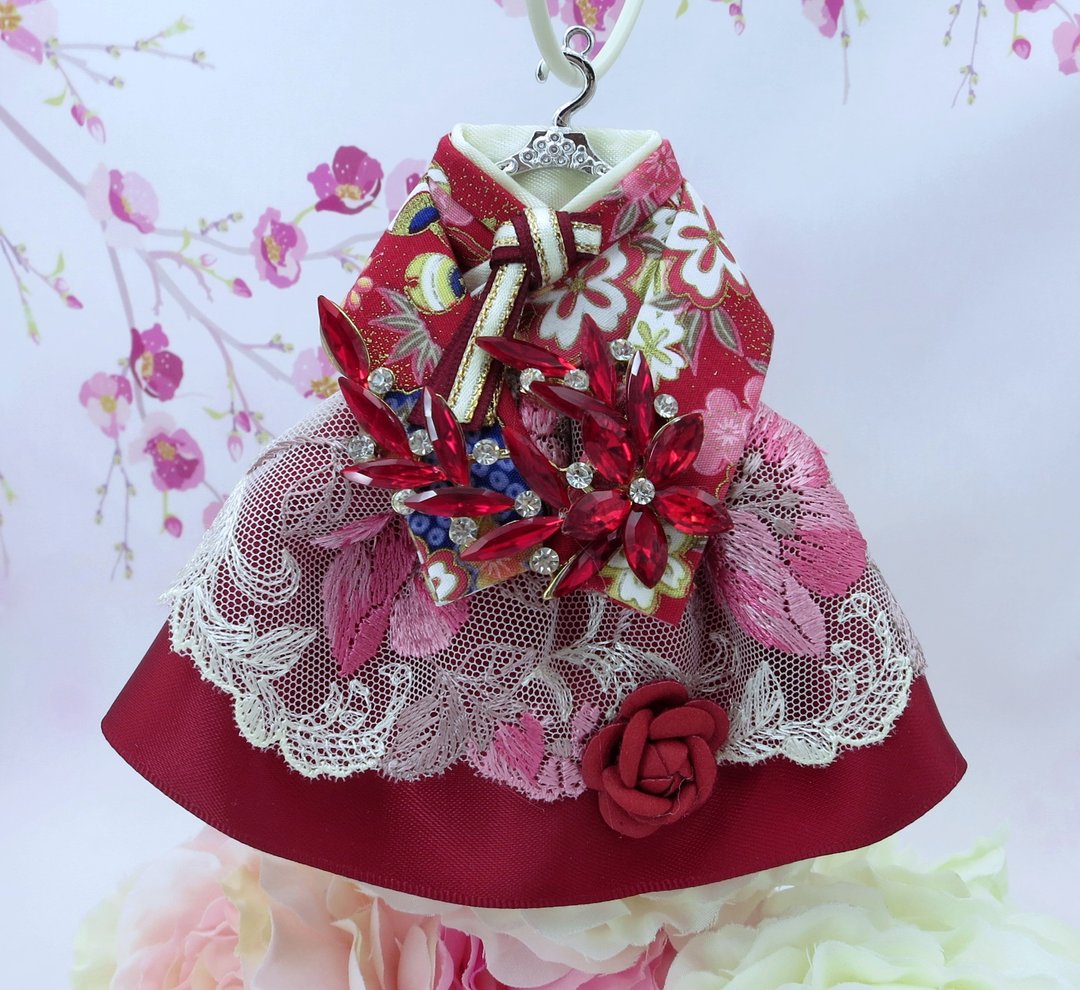 柠檬手作饰品 红色亮钻蕾丝韩服手作钥匙圈包包吊饰 - 钥匙链/钥匙包 - 棉 