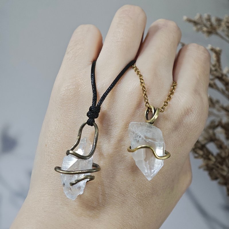 天狼星水晶 星痕白水晶项链 黄铜手作设计 - 项链 - 铜/黄铜 白色