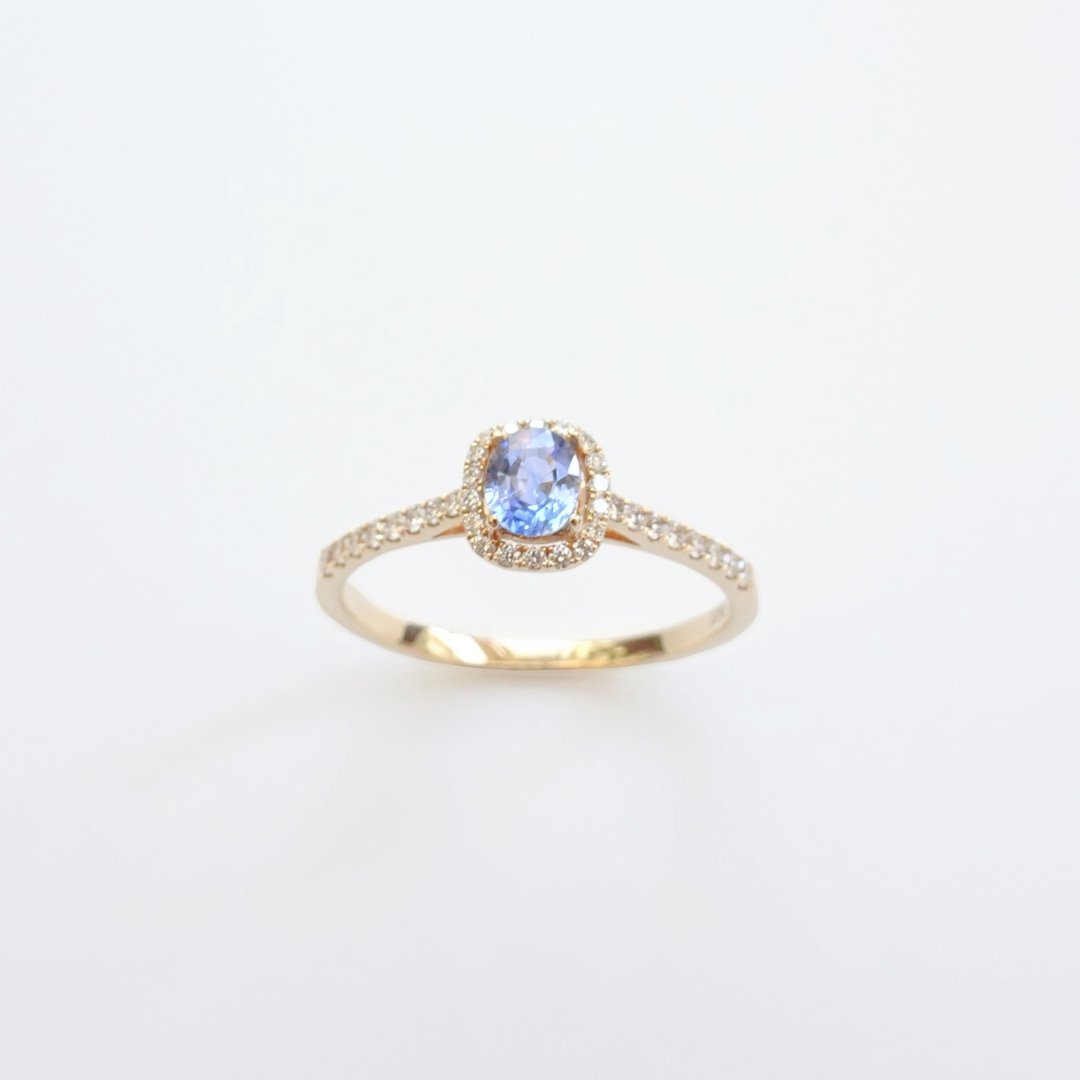 天然椭圆形浅蓝宝石 微镶钻石 纯 18K 金戒指 | 定制手工 - 戒指 - 宝石 蓝色