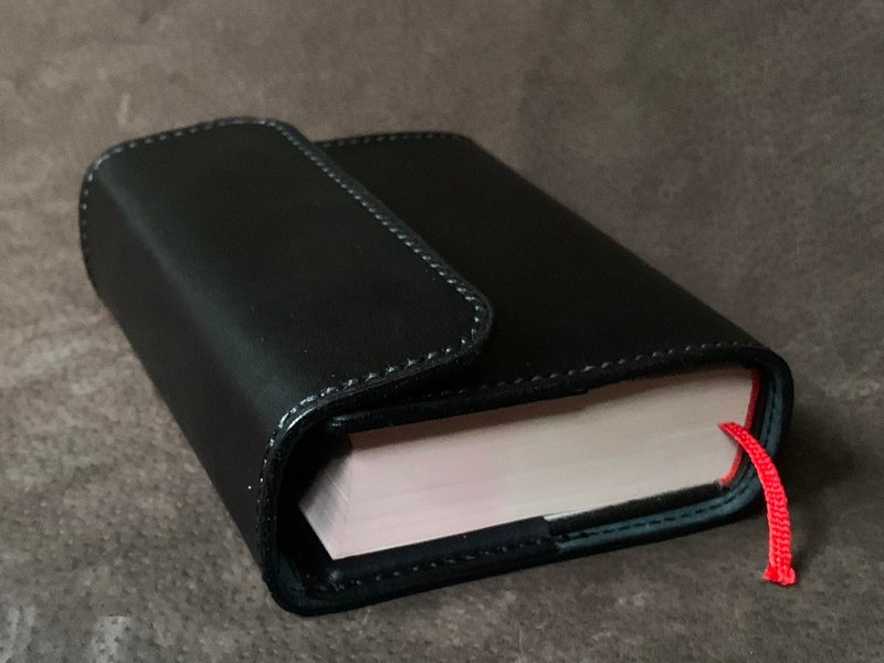 植鞣牛皮 手作圣经书套 (不含圣经) 定制颜色尺寸 免费打印英文名 - 书衣/书套 - 真皮 多色