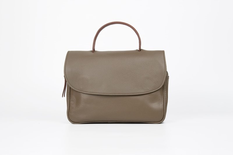 Crossbody Bag Daily in Grey - Guate Leather - GUATE - 侧背包/斜挎包 - 真皮 灰色