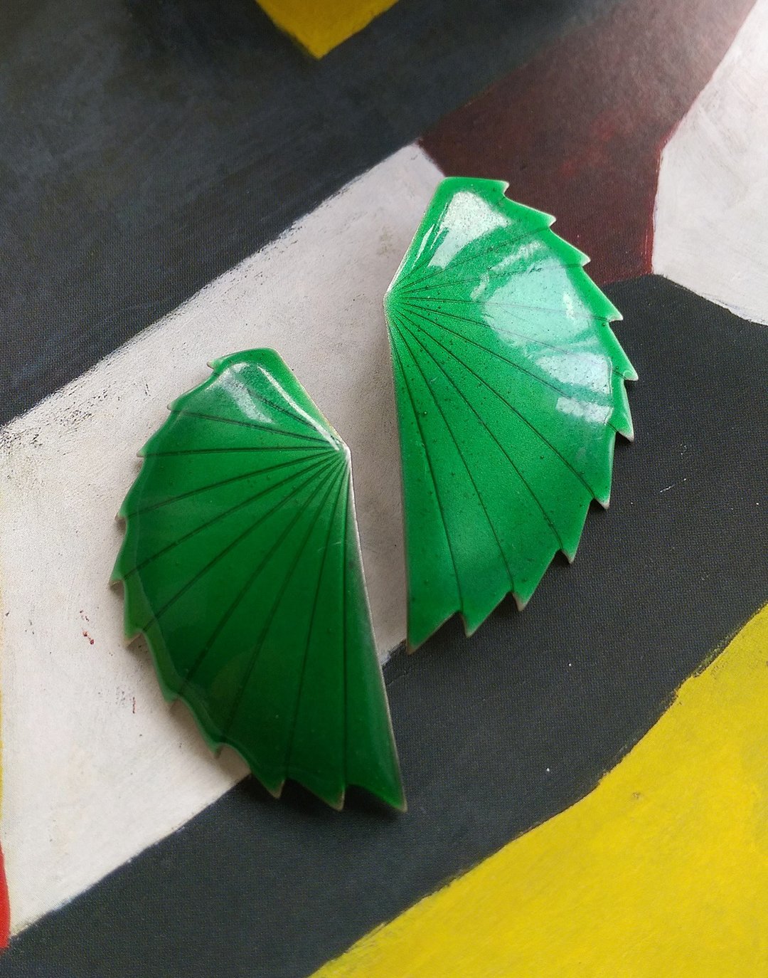 Vintage Jewelry 西洋古董饰品 对称 放射翅膀 针式耳环 - 耳环/耳夹 - 其他金属 绿色