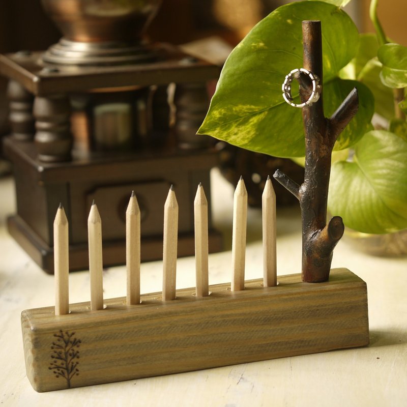 樟木树支笔筒笔座 文青风 文具用品 办公用品 - 笔筒/笔座 - 木头 咖啡色