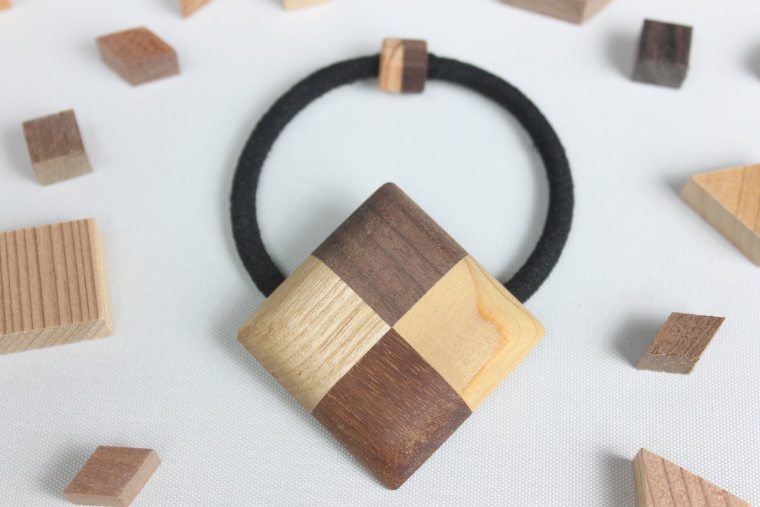 Parquet Squared Hair Rubber - 发饰 - 木头 卡其色