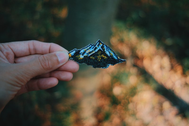 岛屿刺绣布章 山款 - 其他 - 棉．麻 