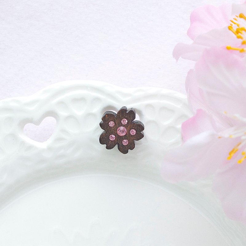 樱花 原木耳环 纯银耳针 单只 礼物订制 - 耳环/耳夹 - 木头 粉红色