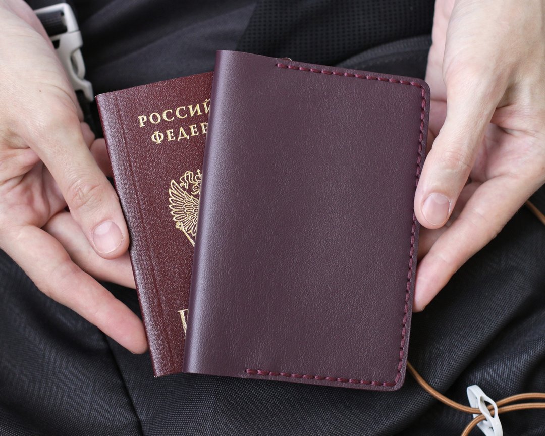 Wine Color Leather Passport Wallet with Two Card Slots - 护照夹/护照套 - 真皮 紫色