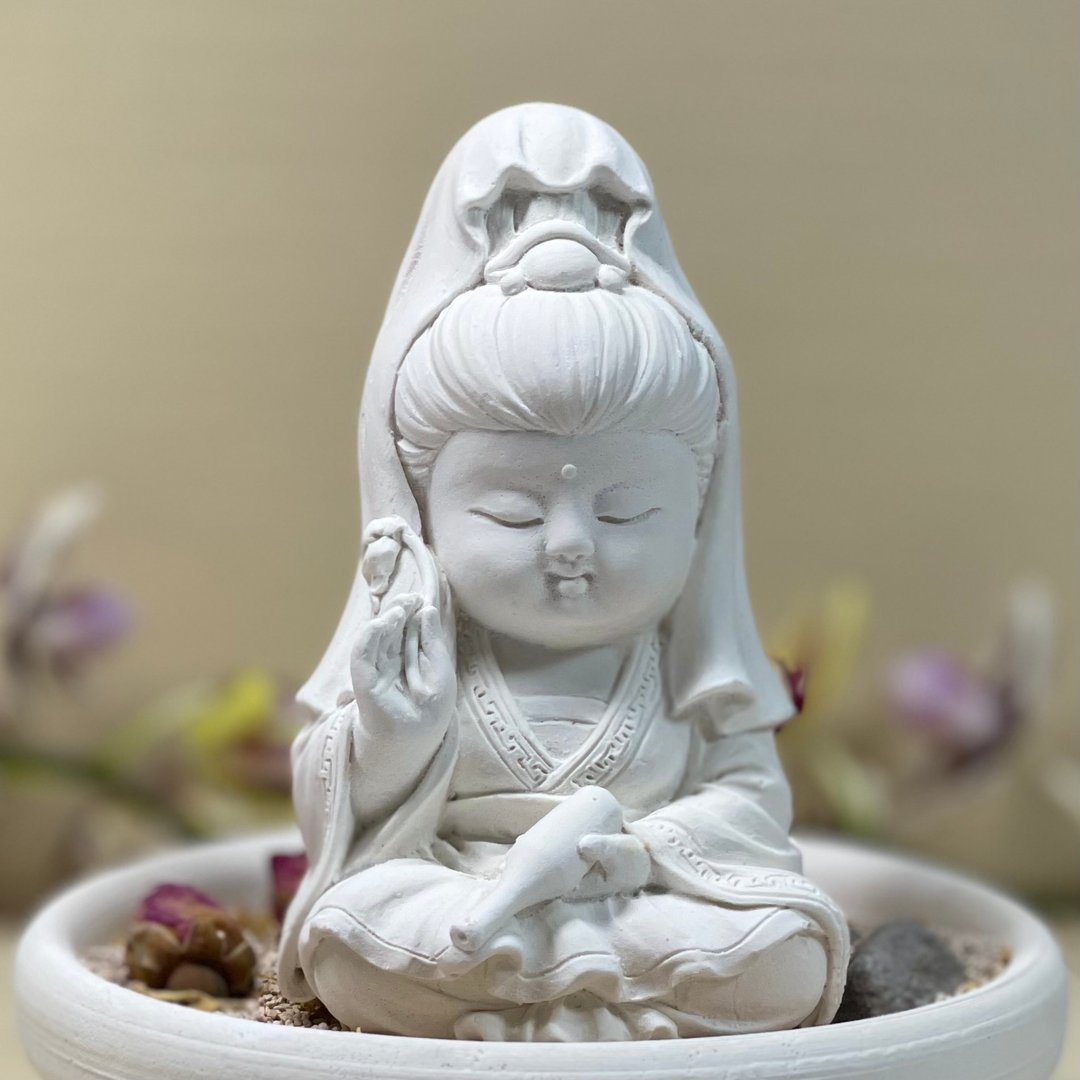 净念吉祥小佛之宝瓶观音+50ML精油特惠中盘套组 扩香石 精油 香氛 - 香薰/精油/线香 - 其他材质 白色