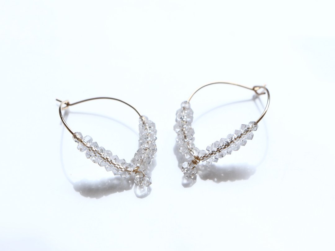 14 kgf-tiara crystal leaf pierced earrings - 耳环/耳夹 - 宝石 透明