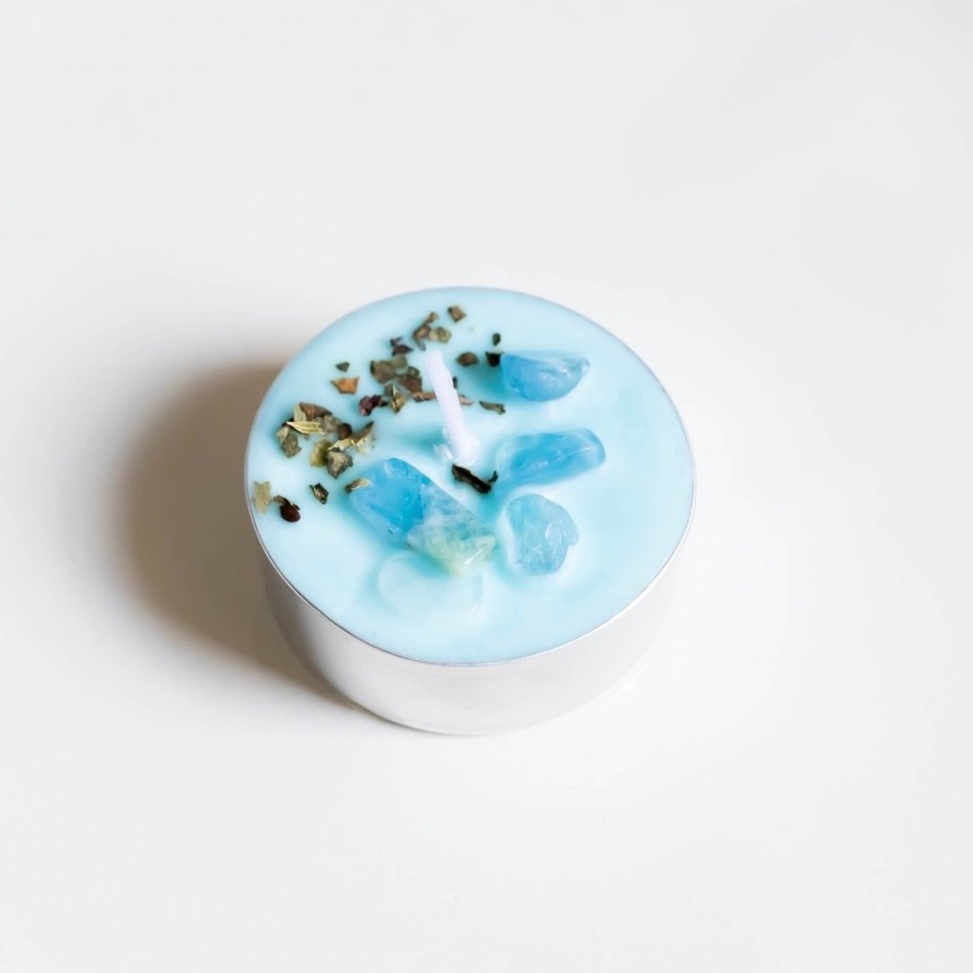 喉轮脉轮能量蜡烛 天然大豆精油蜡烛 茶蜡款 单颗 - 蜡烛/烛台 - 蜡 蓝色