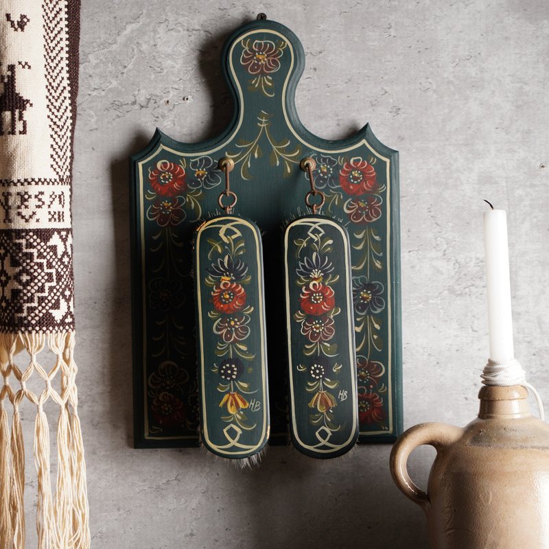 荷兰Hindeloopen风格手绘落款衣帽刷组 - 摆饰 - 木头 绿色