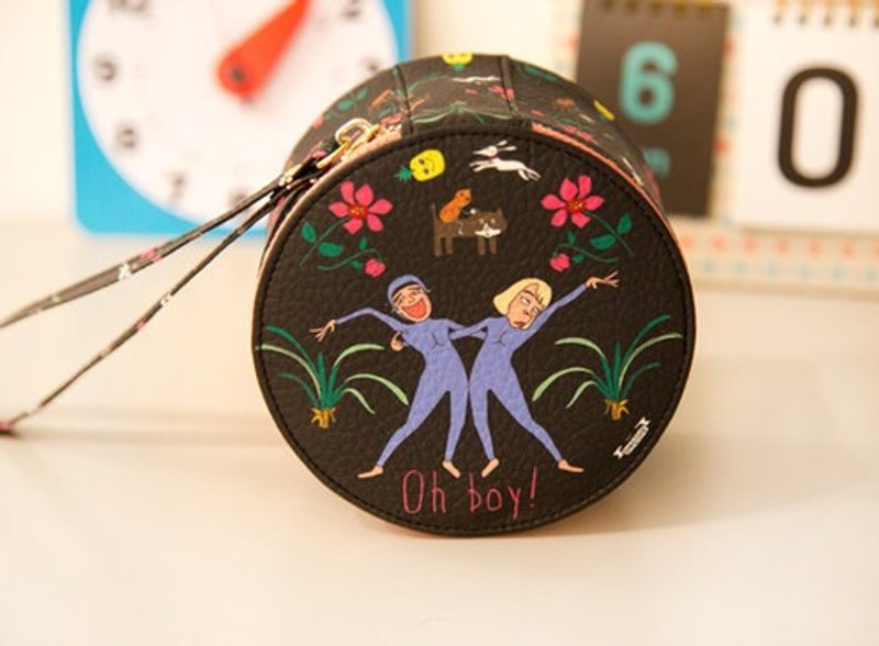 Bentoy x 怪叔叔-化妆包/收纳包(黑) - 化妆包/杂物包 - 真皮 