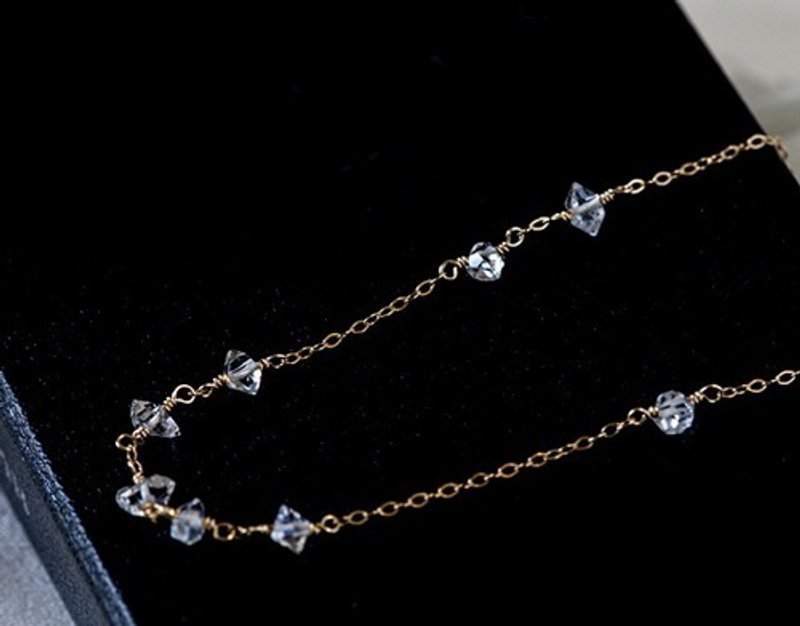 Herkimer Diamond Station Necklace - 项链 - 宝石 