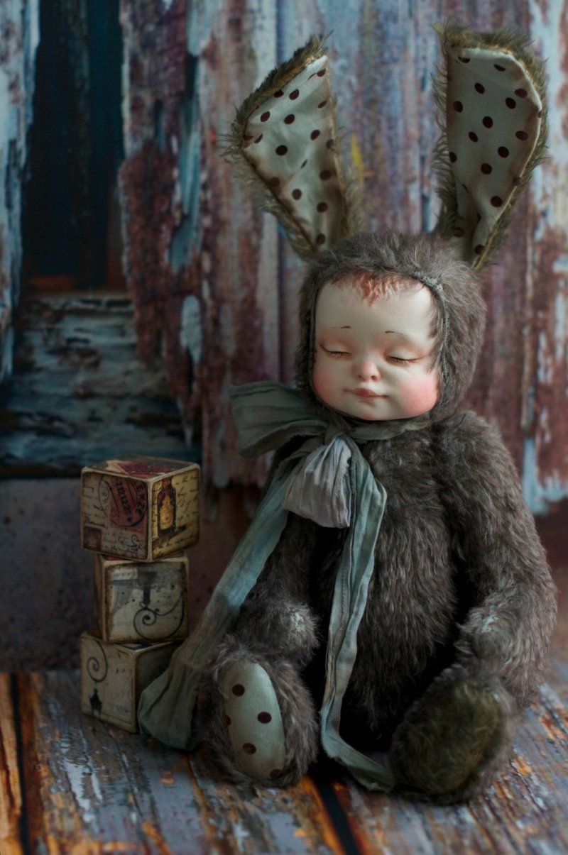 Teddy Doll Sleeping Bunny created with german mohair and hand painted face - 玩偶/公仔 - 其他材质 灰色
