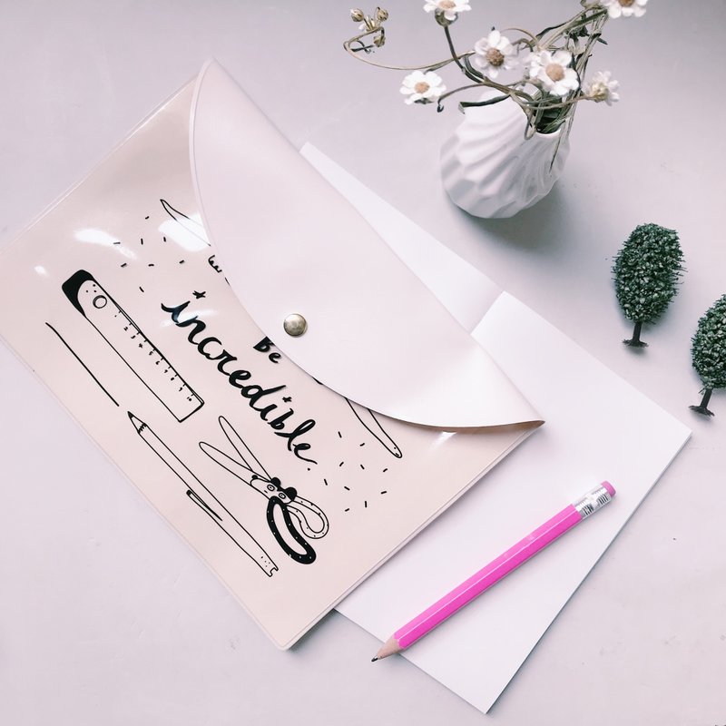 Be Incredible 仿皮质感宝贝袋 - 文件夹/资料夹 - 塑料 