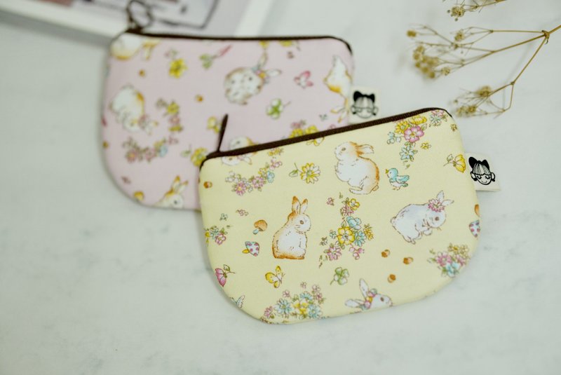 Pitaya des Quefy 圆底小零钱包 花圈嫩兔 粉/ 黄 - 零钱包 - 棉．麻 粉红色