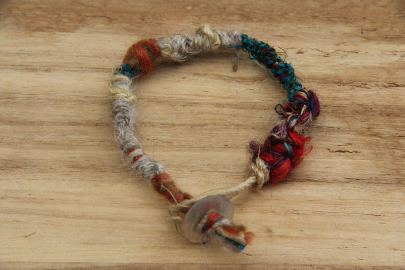 【羁绊扣子手环】毛毛 / 藏红蓝绿灰色 - 手链/手环 - 棉．麻 红色