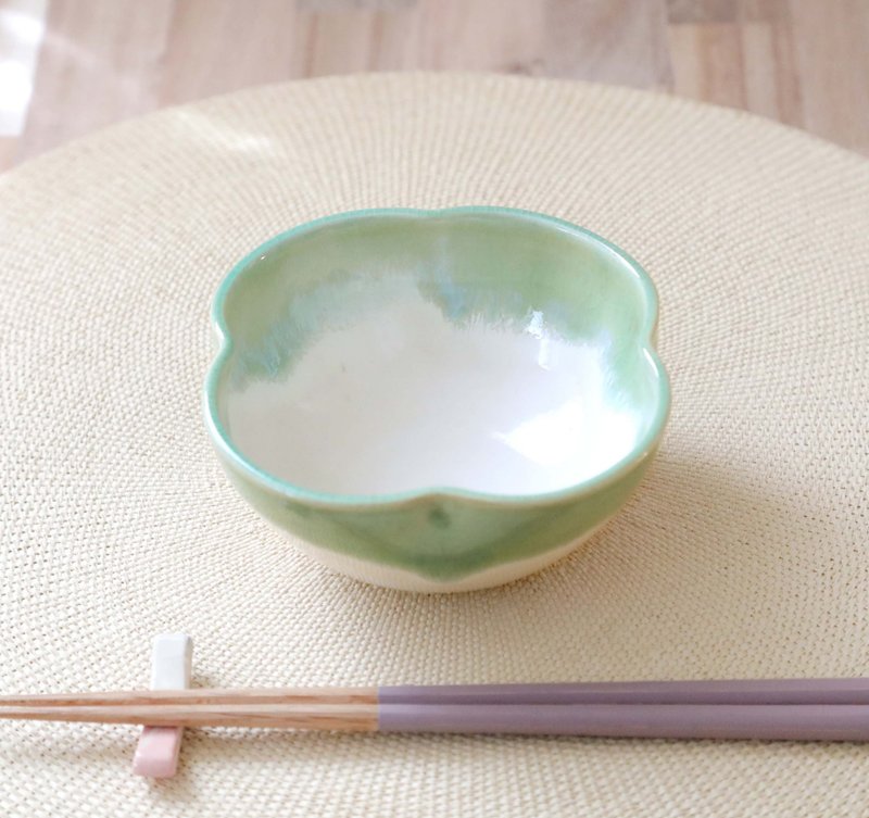 流动若草绿 四叶小钵 1 - 碗 - 陶 绿色