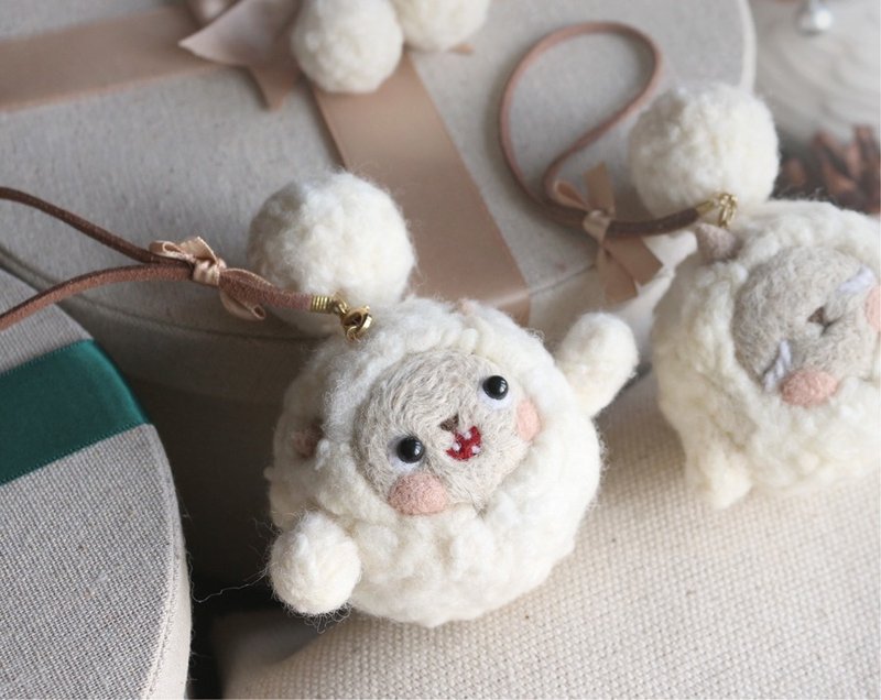 魔幻森林-超萌白羊毛毡挂饰 - 钥匙链/钥匙包 - 羊毛 白色