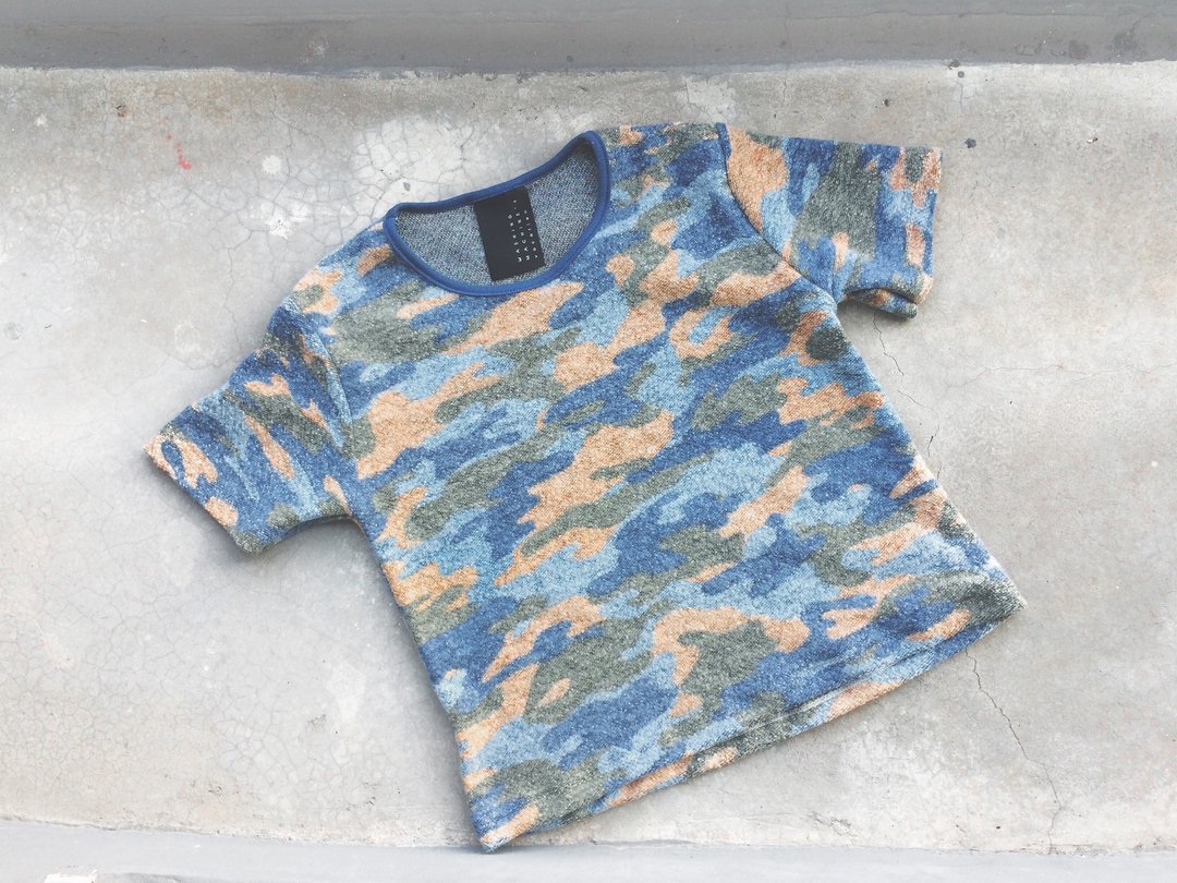 Camouflage Landscape  - Short Sleeve Top - 女装上衣 - 棉 多色