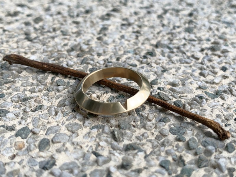 几何铜戒指-Notch Ring - 戒指 - 铜/黄铜 