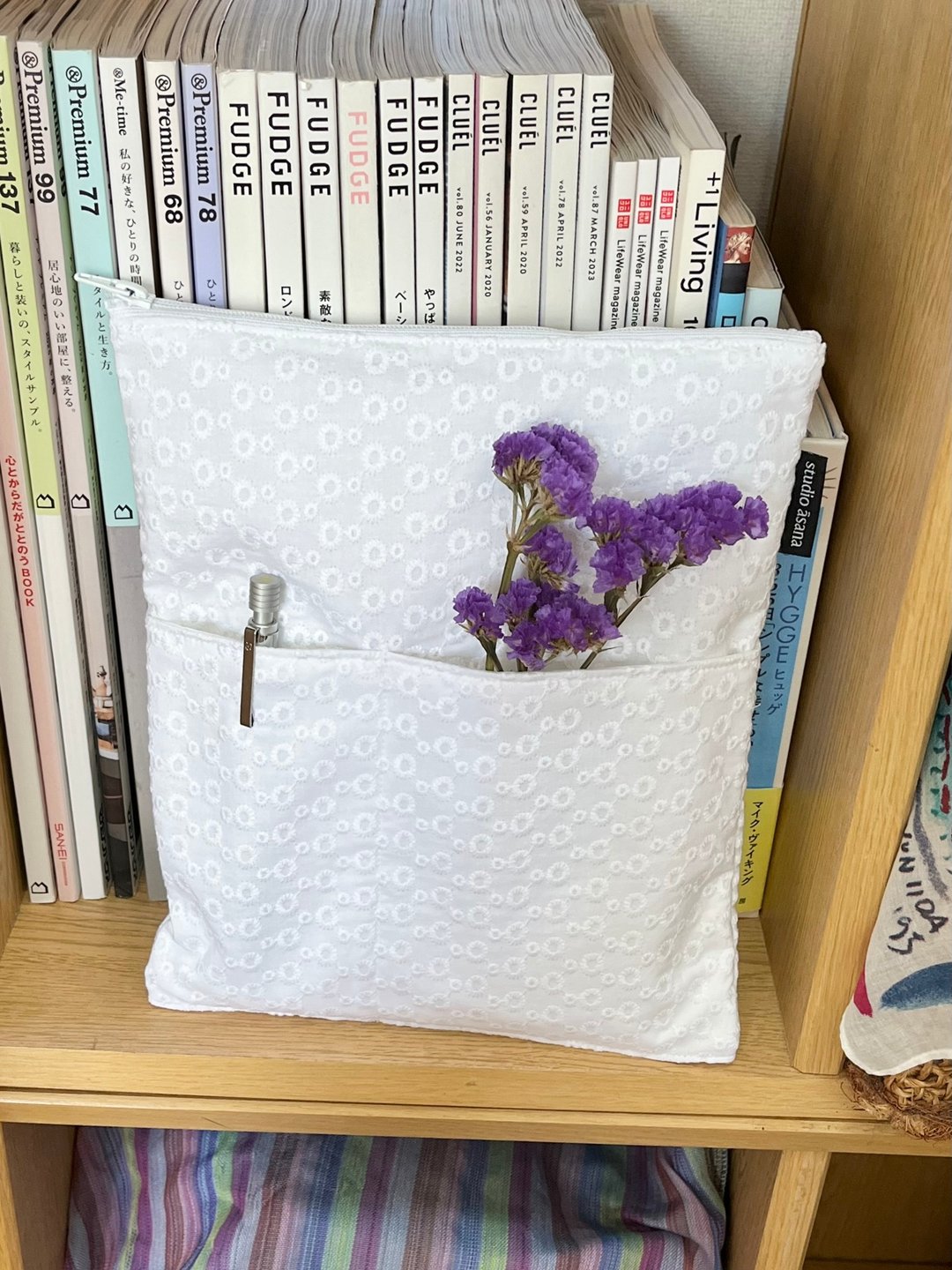 手帐书本收纳包 (白色花卉) A5 笔记本 文具 文库本 单行本 宽胶带 笔袋 杂货 - 书衣/书套 - 棉 白色
