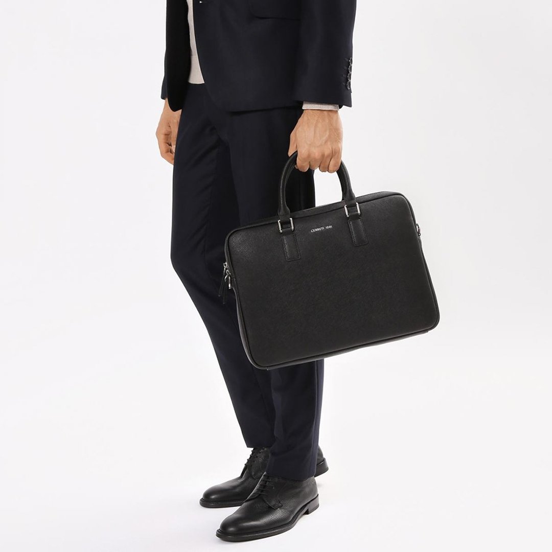 CERRUTI 1881 限量2折 意大利顶级小牛皮公文包 全新专柜展示品 - 侧背包/斜挎包 - 真皮 黑色