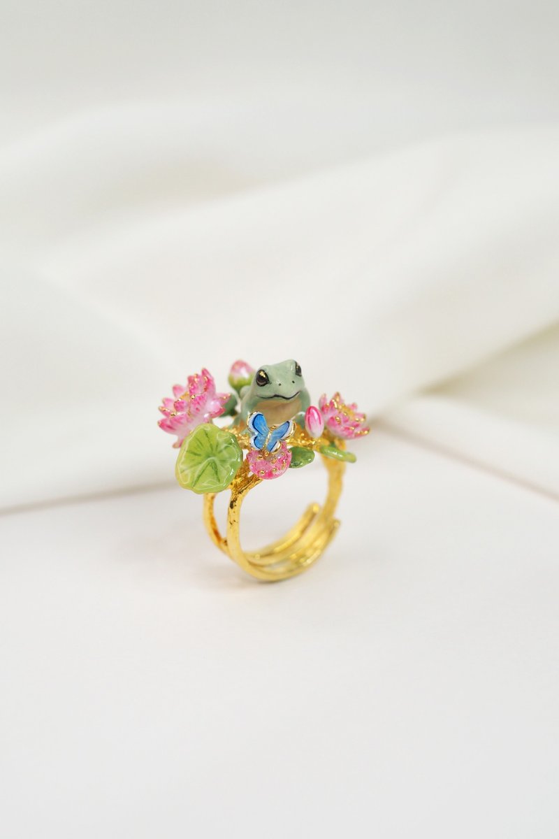 手工彩绘 Frog Melody 戒指・森林动物珐琅饰品・原创设计 - 戒指 - 其他材质 绿色