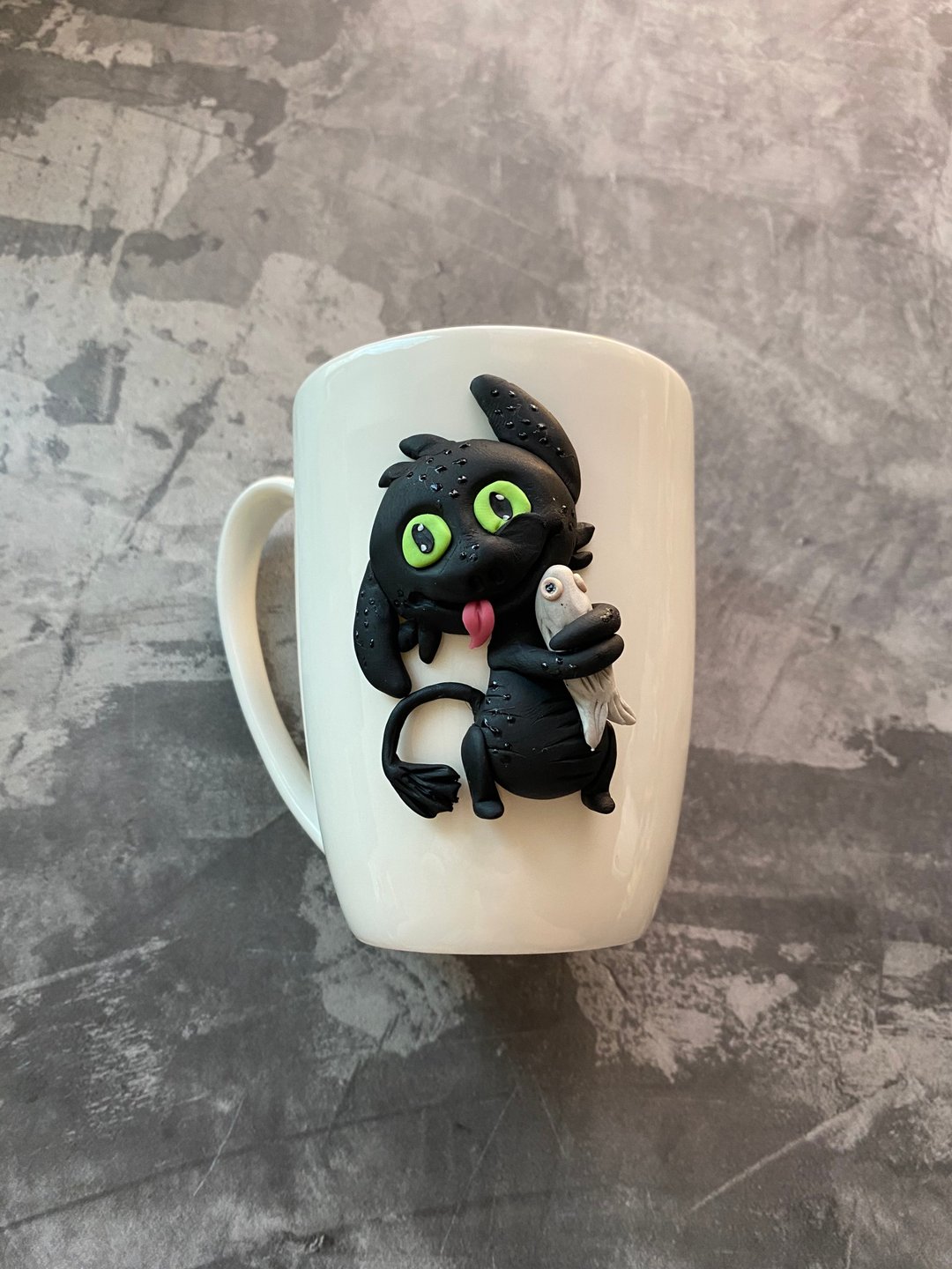 Pet mug, Night fury Dragon mug, cartoon mug, custom handmade - 花瓶/陶器 - 玻璃 白色